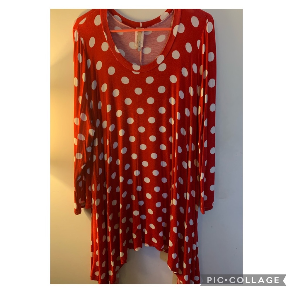 Cute Polka Dot Shirt! Worn Once! 4x.